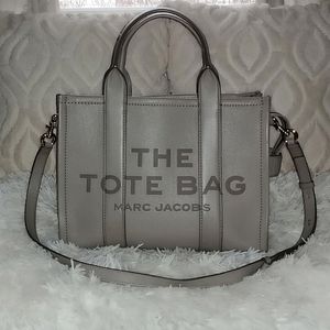 Authentic Marc Jacobs The Leather Tote Bag Size Medium
